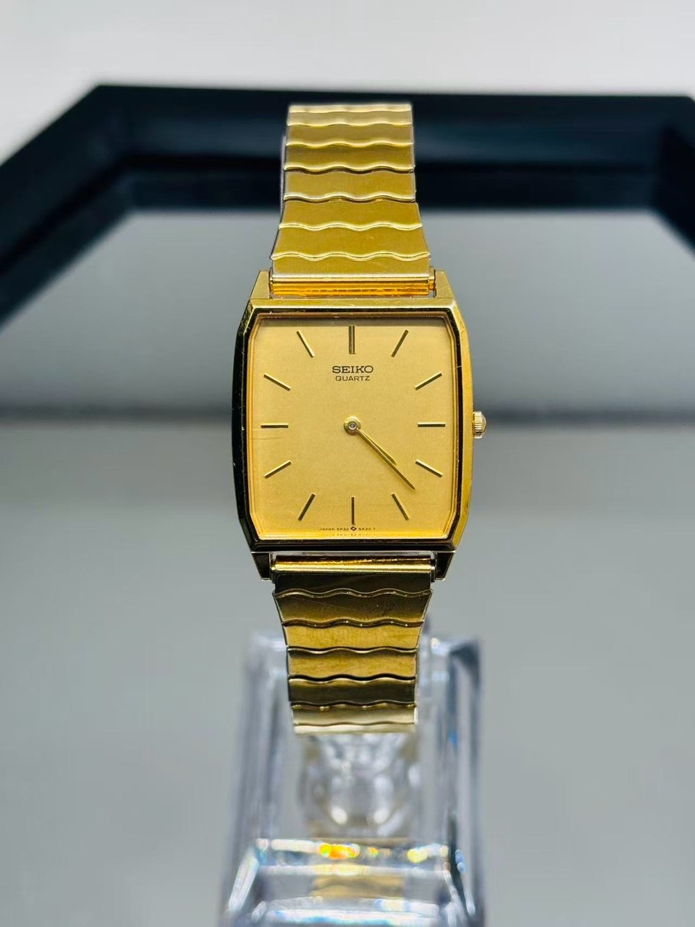 Vintage Seiko Quartz Rectangular Dress Men Watch 5930-5420 New Battery Runs